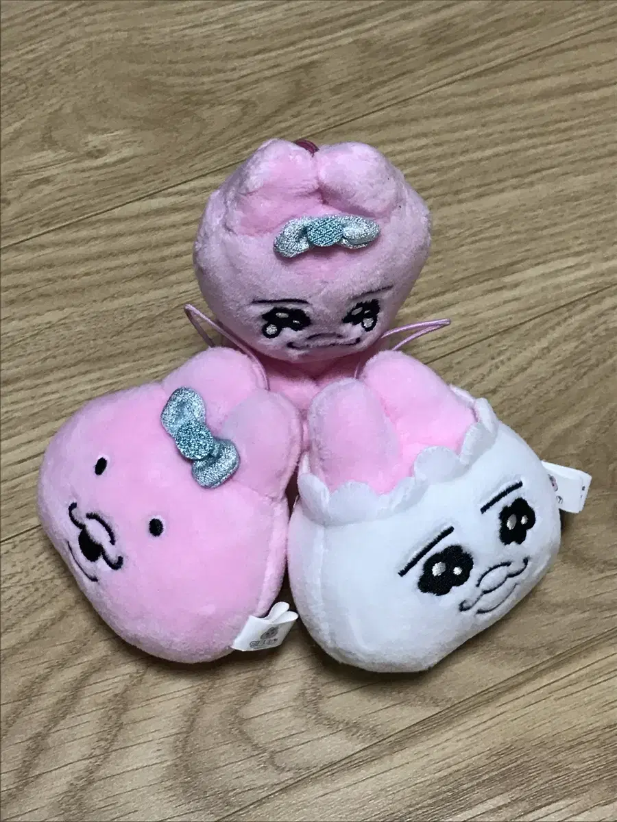 빤쮸토끼 인형 랜덤 얼굴 키링 띠용 빤쮸얼굴 앉은 10cm